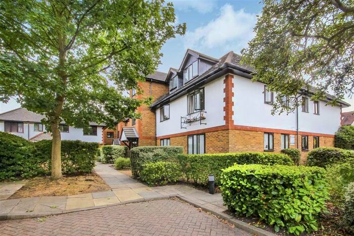 1 Bedroom Flat To Rent In Marksbury Avenue, Kew, Richmond, TW9