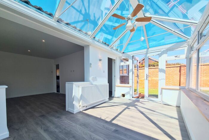 3 Bedroom End Of Terrace House To Rent In Milsom Close, Shinfield, Reading, Berkshire, RG2