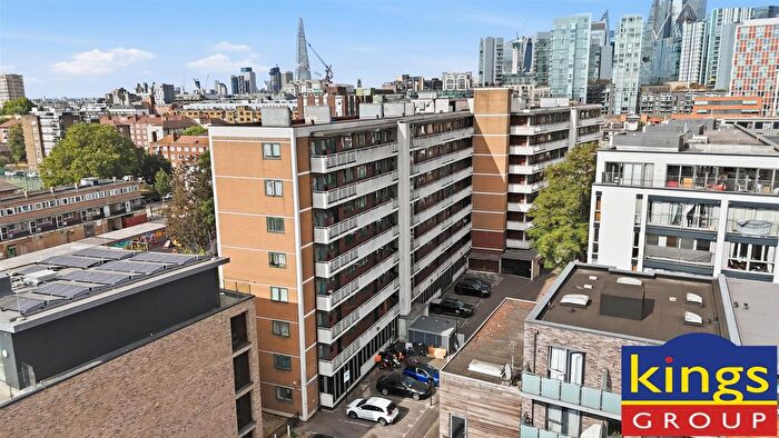 3 Bedroom Flat For Sale In Christian Street, London, E1