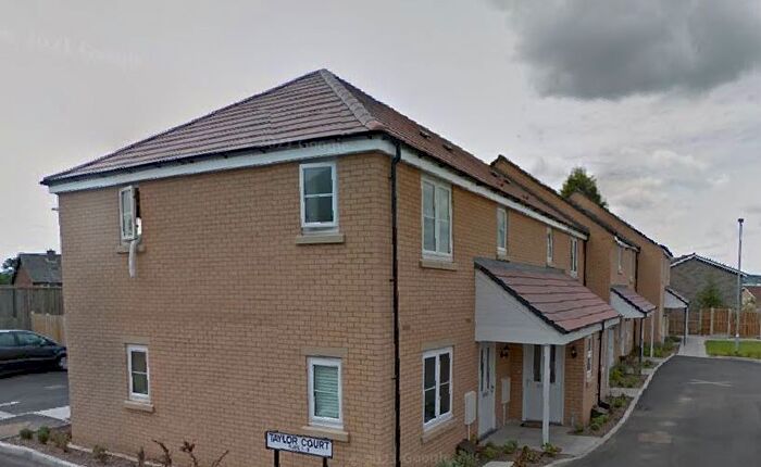 2 Bedroom Flat To Rent In Taylor Court, Tennyson Avenue, Tamworth, B79