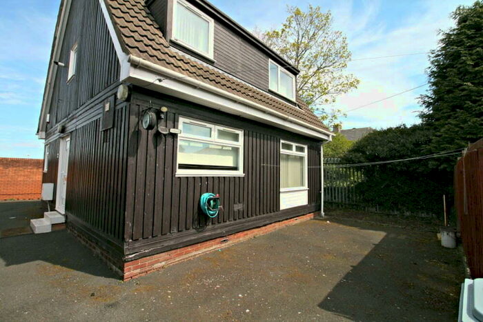 3 Bedroom Detached House To Rent In Craig Street, Blantyre, Glasgow, G72