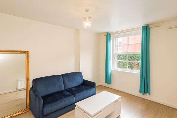 1 Bedroom Flat To Rent In York Road, Battersea, London, SW11