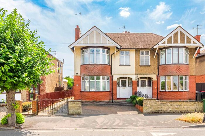 3 Bedroom Semi-Detached House For Sale In Marina Drive, Wolverton, MK12
