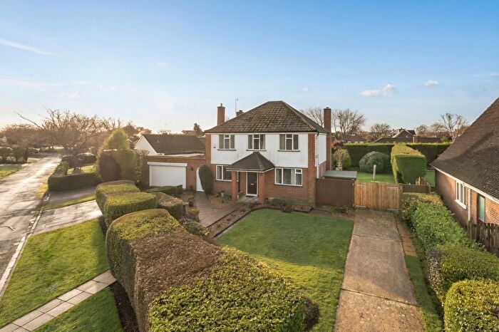 3 Bedroom Detached House For Sale In Shirley Drive, Felpham, PO22