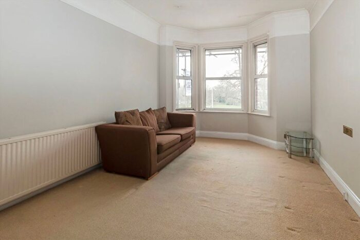 2 Bedroom Flat To Rent In Lower Boston Road, London, W7