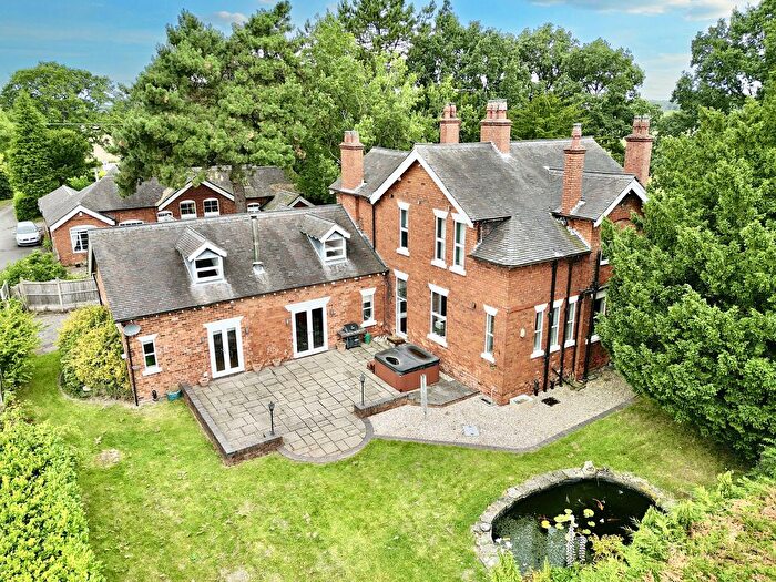 6 Bedroom Detached House For Sale In Moss Lane, Yarnfield, ST15