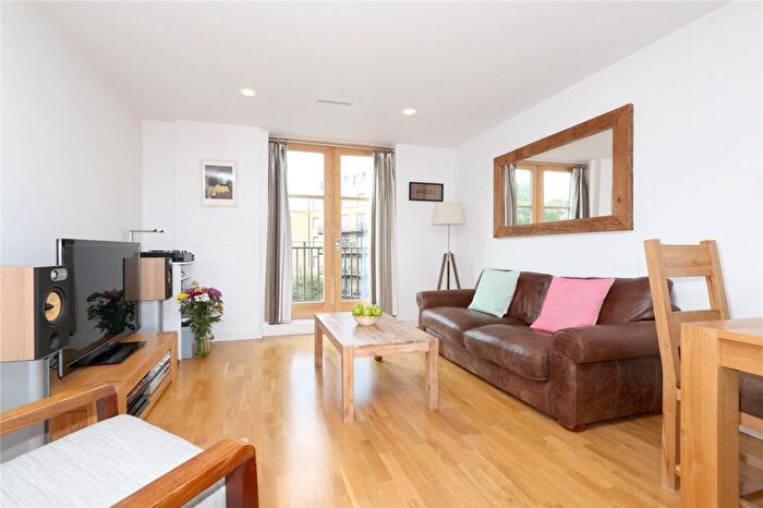 2 Bedroom Apartment To Rent In Highbury Gardens, Holloway Road, Highbury, Islington, London, N7