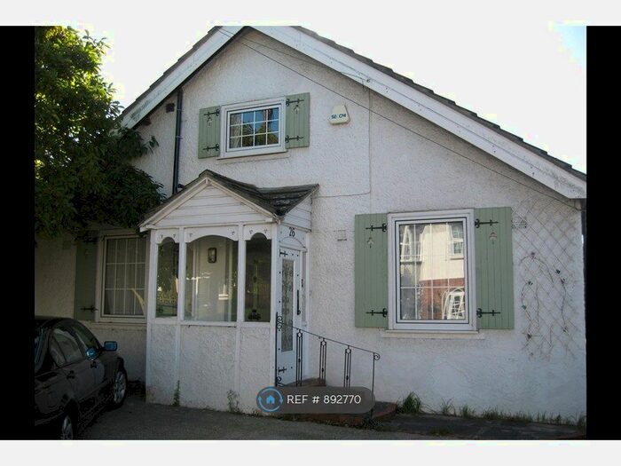 1 Bedroom Flat To Rent In Kings Avenue, Chichester PO19