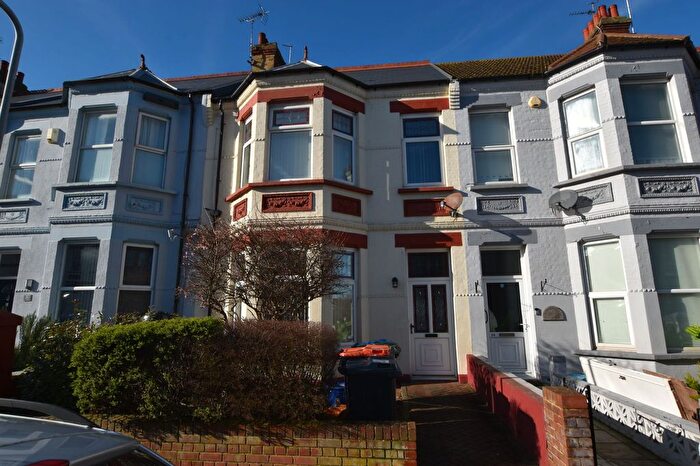 5 Bedroom Terraced House For Sale In Warwick Road, Cliftonville, CT9