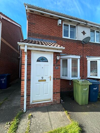 2 Bedroom Semi-Detached House To Rent In Kirkstone Close, Houghton-le-spring, Sunderland, DH5