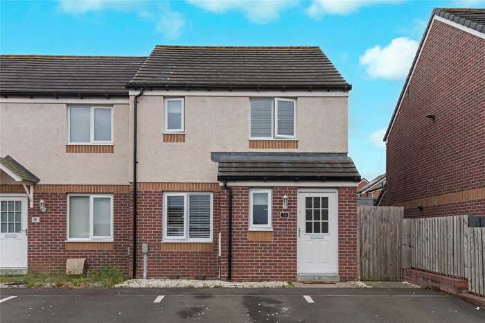 3 Bedroom End Of Terrace House For Sale In Gilbertfield Wynd, Cambuslang, Lanarkshire, G72