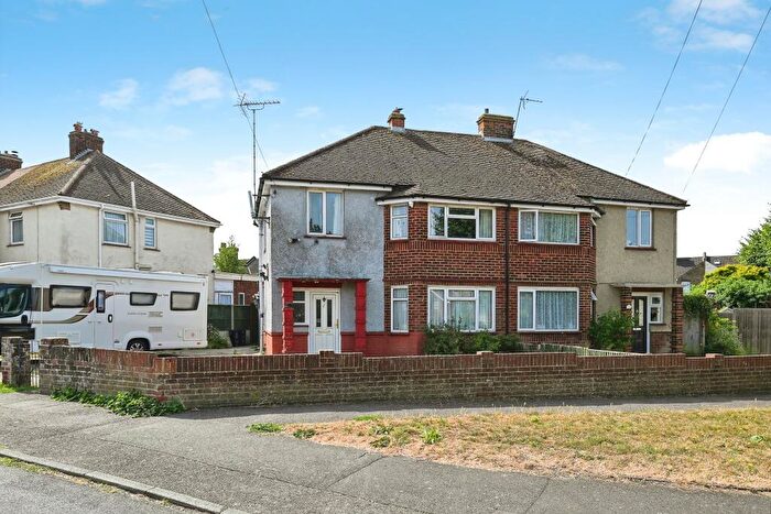 3 Bedroom Semi Detached House For Sale In Millfield Road, Faversham, Kent, ME13