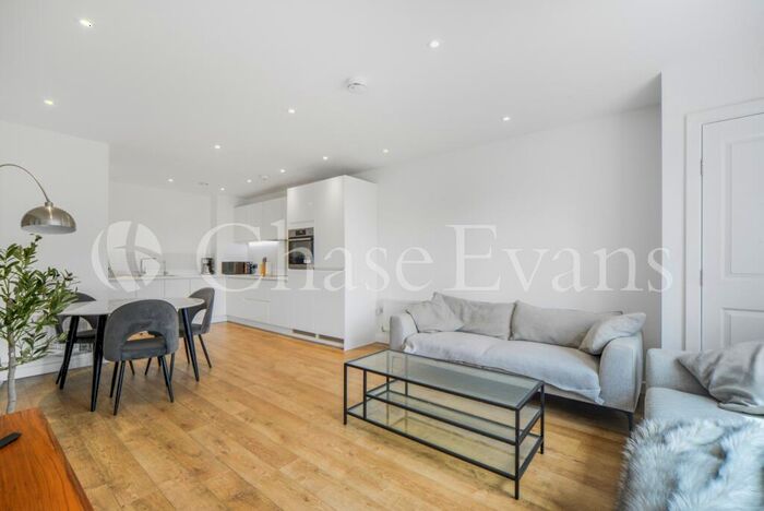 2 Bedroom Flat To Rent In Kennard Apartments, Artillery Place, Woolwich, London, SE18