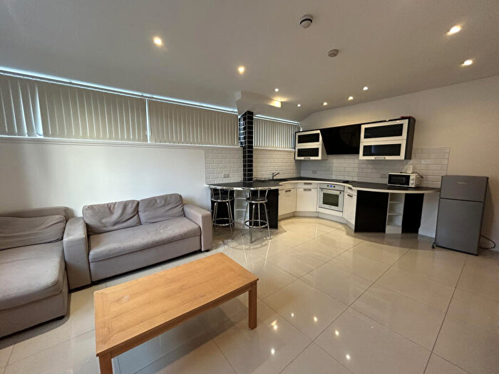 2 Bedroom Apartment To Rent In Back West Crescent, Lytham St. Annes, Lancashire, FY8