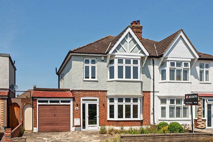 3 Bedroom Semi Detached House For Sale In Crantock Road, London, SE6