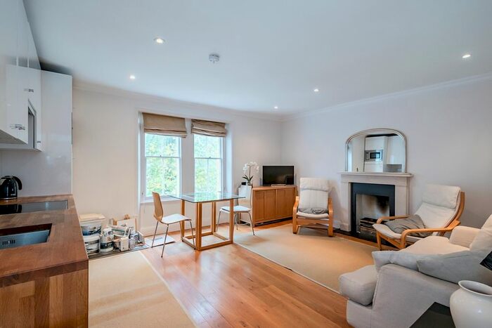 1 Bedroom Flat To Rent In Elgin Crescent, London, W11