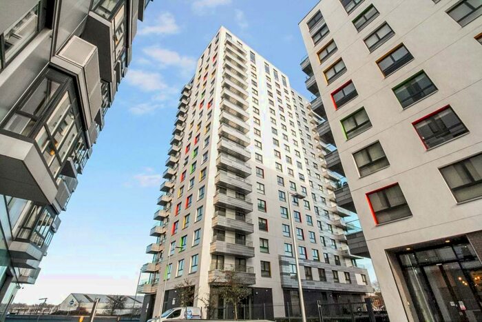 1 Bedroom Flat To Rent In Alfred Street, Reading, RG1