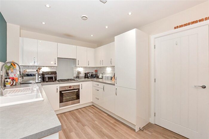 3 Bedroom Semi-Detached House For Sale In Fairall Close, Harrietsham, Maidstone, Kent, ME17