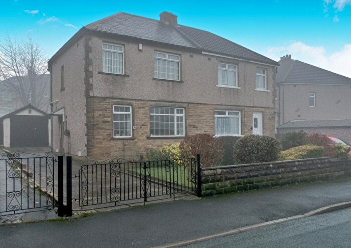 3 Bedroom Semi Detached House For Sale In Acre Drive, Eccleshill, Bradford, BD2