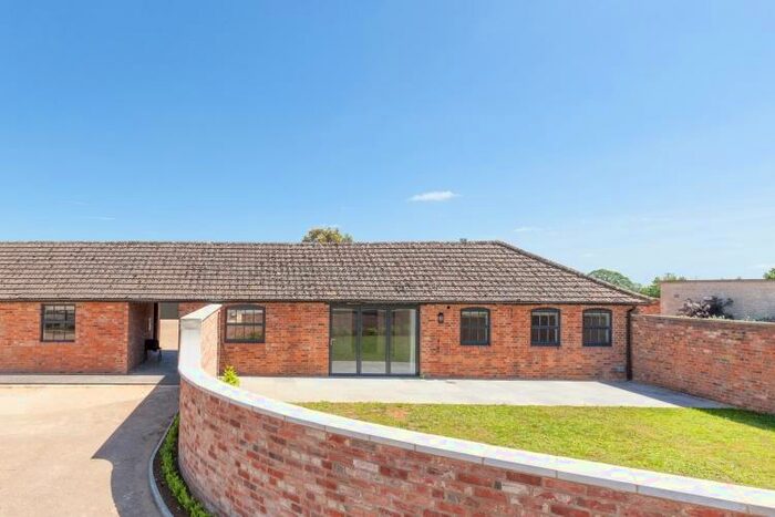 1 Bedroom Apartment To Rent In Astrop Road, Middleton Cheney, OX17