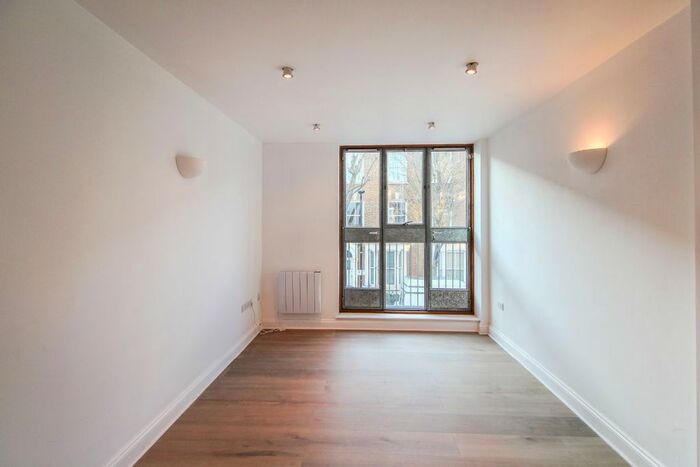 1 Bedroom Flat To Rent In Ellingfort Road, London E8