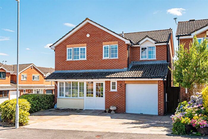 4 Bedroom Detached House For Sale In Roy King Gardens, Bristol, BS30