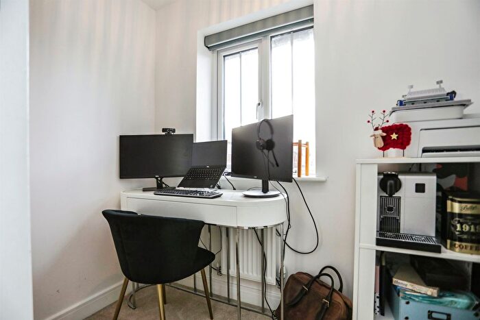 3 Bedroom End Of Terrace House For Sale In Baines Way, Framlingham, Woodbridge, IP13