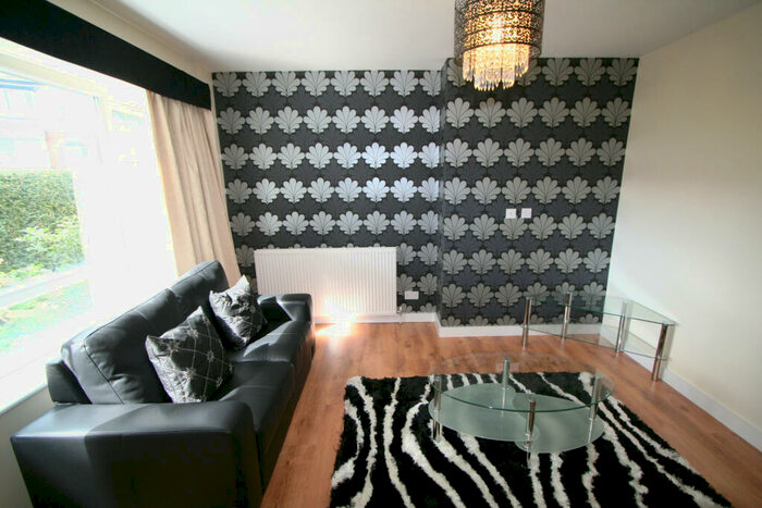 4 Bedroom House To Rent In Langdale Avenue, Leeds, LS6