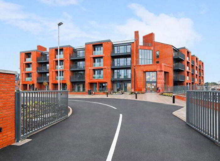 3 Bedroom Apartment / Flats For Sale In Apartment Kings Hall Lane, Belfast, BT9