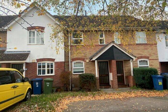 2 Bedroom Property To Rent In Wheelers, Cambridge, CB22