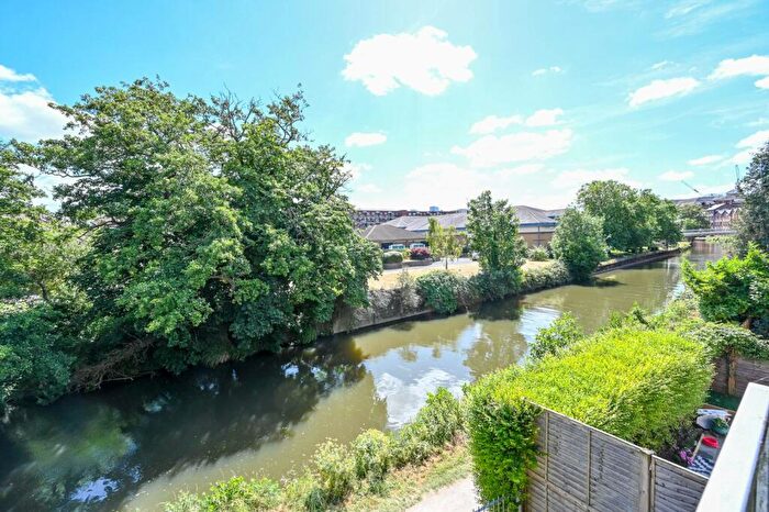 3 Bedroom End Of Terrace House To Rent In Walnut Tree Close, Guildford, GU1