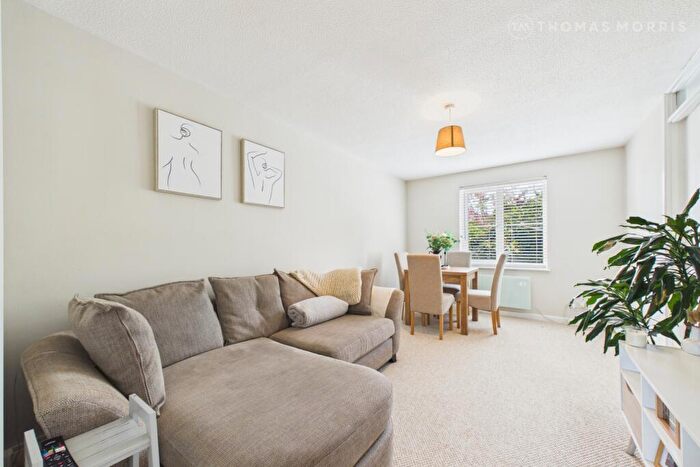 1 Bedroom Apartment To Rent In Station Road, Biggleswade, Bedfordshire, SG18
