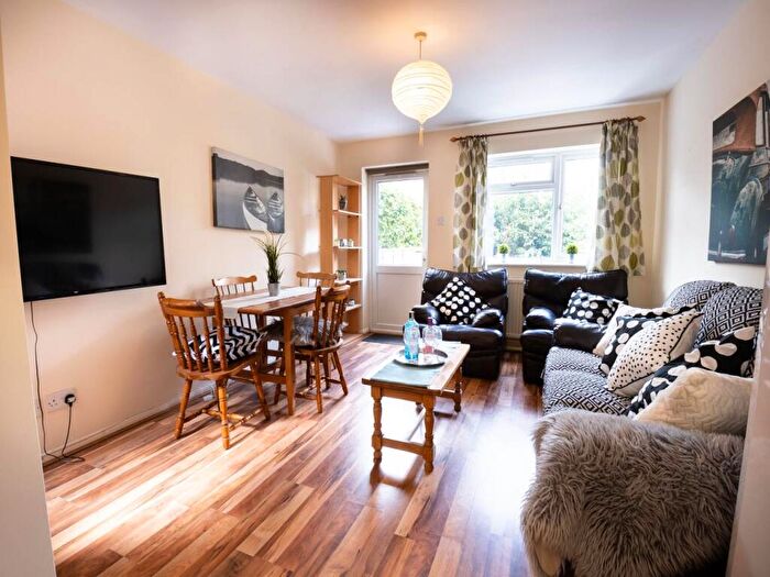 4 Bedroom House To Rent In Beverley Road, Canterbury, Kent, CT2