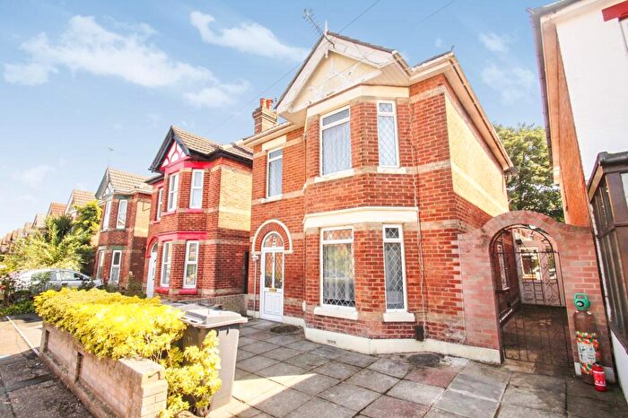 6 Bedroom Property To Rent In Osborne Road, Bournemouth, BH9