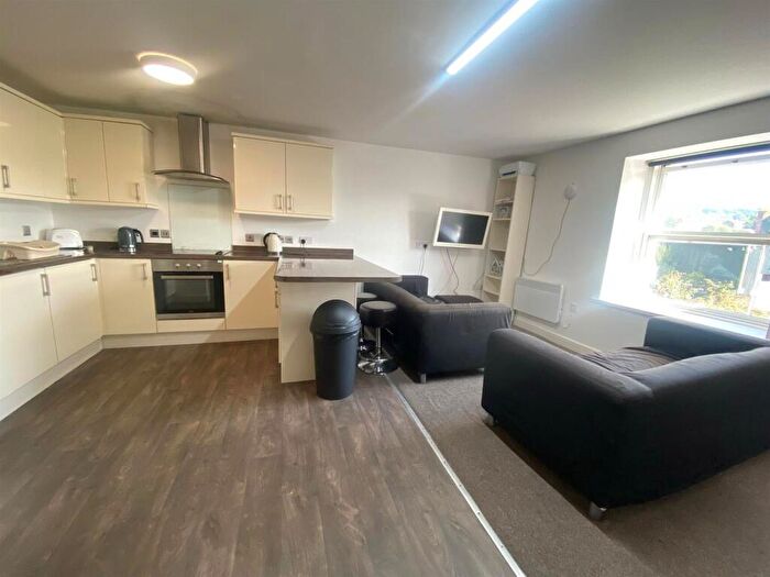 5 Bedroom Private Hall To Rent In Flat, Pitt Street, Lancaster, LA1