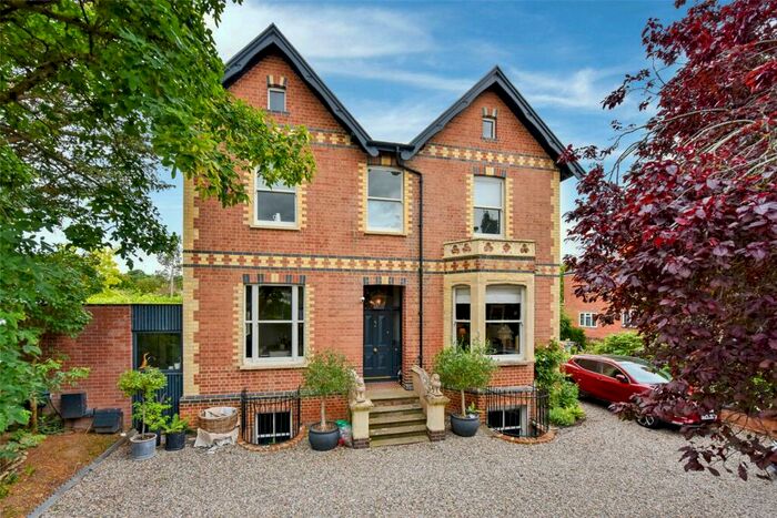 4 Bedroom Detached House To Rent In Painswick Road, Cheltenham, Gloucestershire, GL50