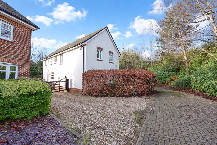 4 Bedroom Detached House For Sale In Farleigh Wallop Drive, Fleet, GU51