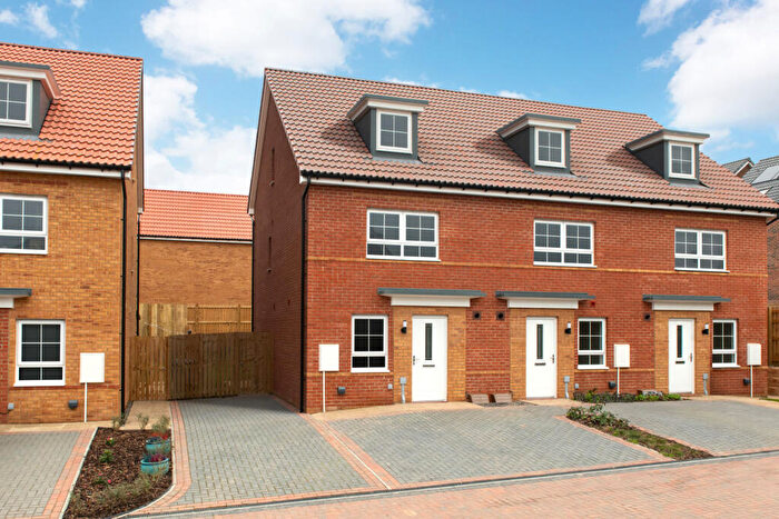 4 Bedroom End Of Terrace House For Sale In Voase Way Woodmansey Mile Beverley, HU17