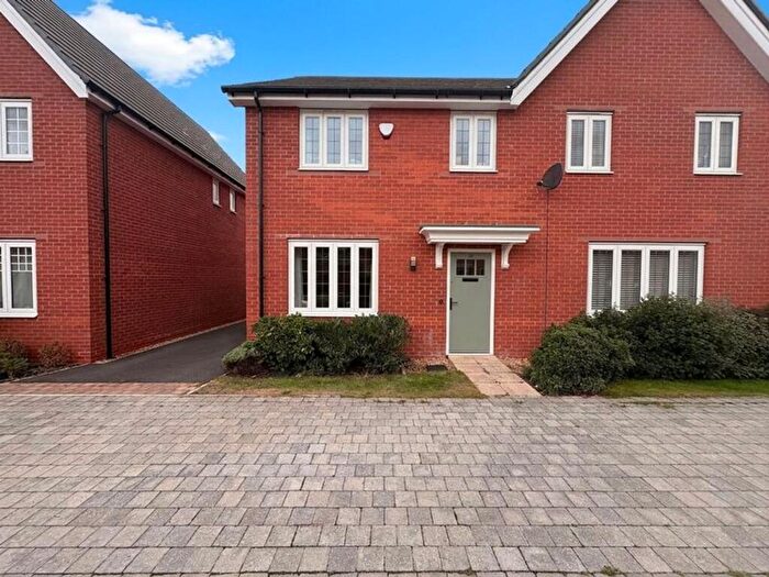 3 Bedroom Semi Detached House For Sale In Violet Way, Holmes Chapel, CW4