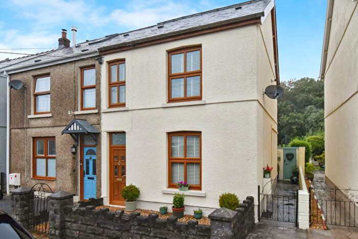 3 Bedroom Semi-Detached House For Sale In Margaret Street, Ammanford, Carmarthenshire, SA18
