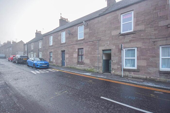 2 Bedroom Flat To Rent In Green Street, Forfar, Angus, DD8