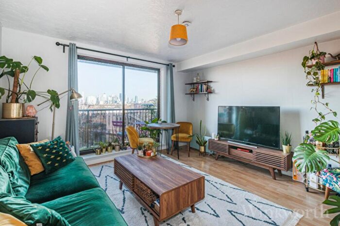 1 Bedroom Apartment To Rent In New Cross Road, London, SE14