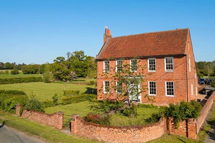 7 Bedroom Detached House For Sale In Swallowfield Road, Arborfield, RG2