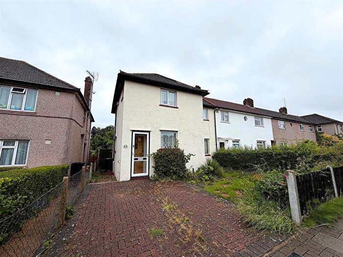 3 Bedroom Semi-Detached House For Sale In Turpington Lane, Bromley, BR2