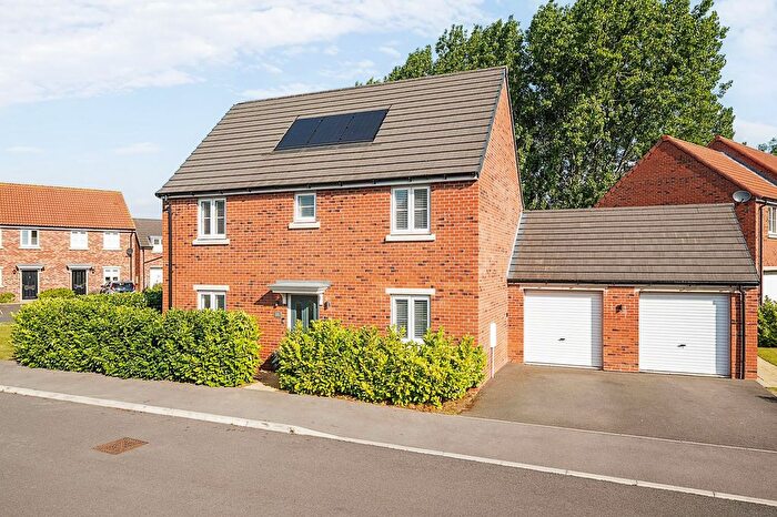 4 Bedroom Detached House For Sale In Station Close, Kirk Hammerton, YO26