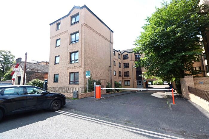 2 Bedroom Flat To Rent In Glenfarg Street, Glasgow, G20