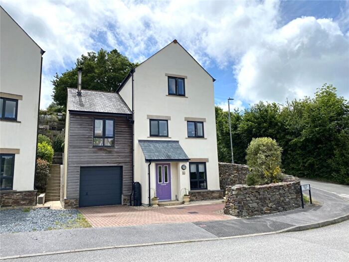 4 Bedroom Detached House For Sale In Gilbury Hill, Lostwithiel, Cornwall, PL22