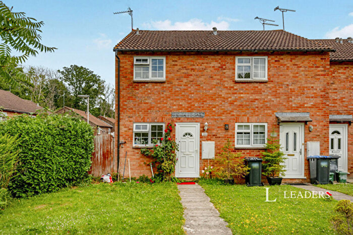2 Bedroom Terraced House To Rent In Estcots Drive, East Grinstead, RH19