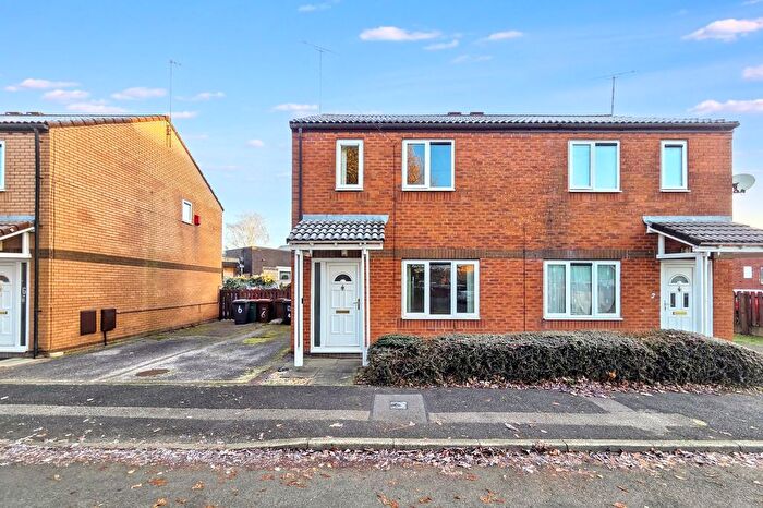 3 Bedroom Semi Detached House For Sale In Travers Place, Ashton-On-Ribble, Preston, PR2