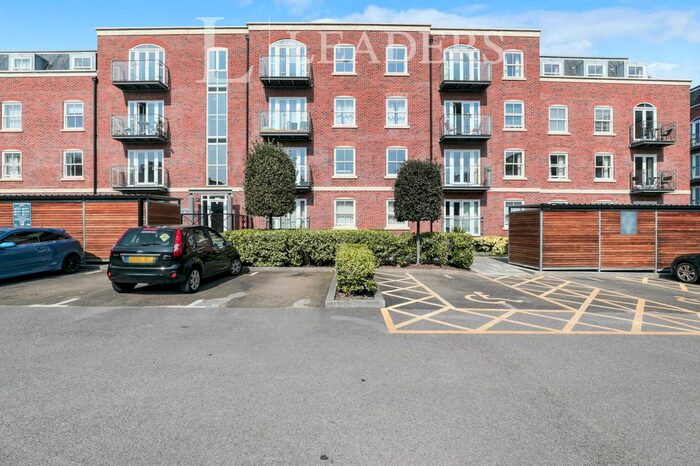 Studio To Rent In Salt Meat Lane, Gosport, PO12